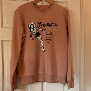 Wrangler Women's Graphic Crew Neck Sweater - Dusty Pink